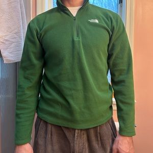 Men’s green north face fleece quarter zip